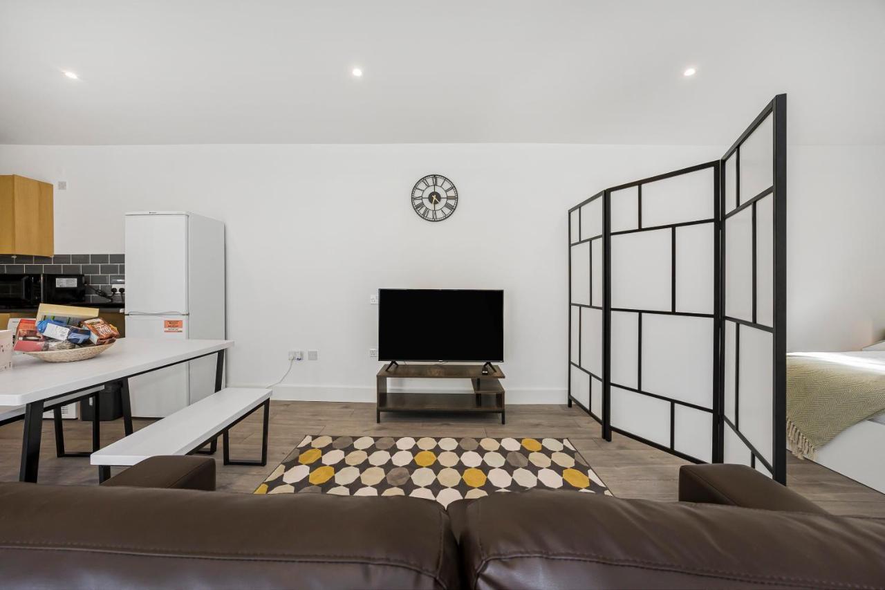 Appartement London Haven At Rutland House à Ilford Extérieur photo